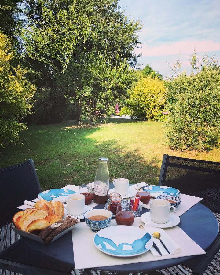 Bed and Breakfast Les Arbres Rouges Sucé Exterior foto